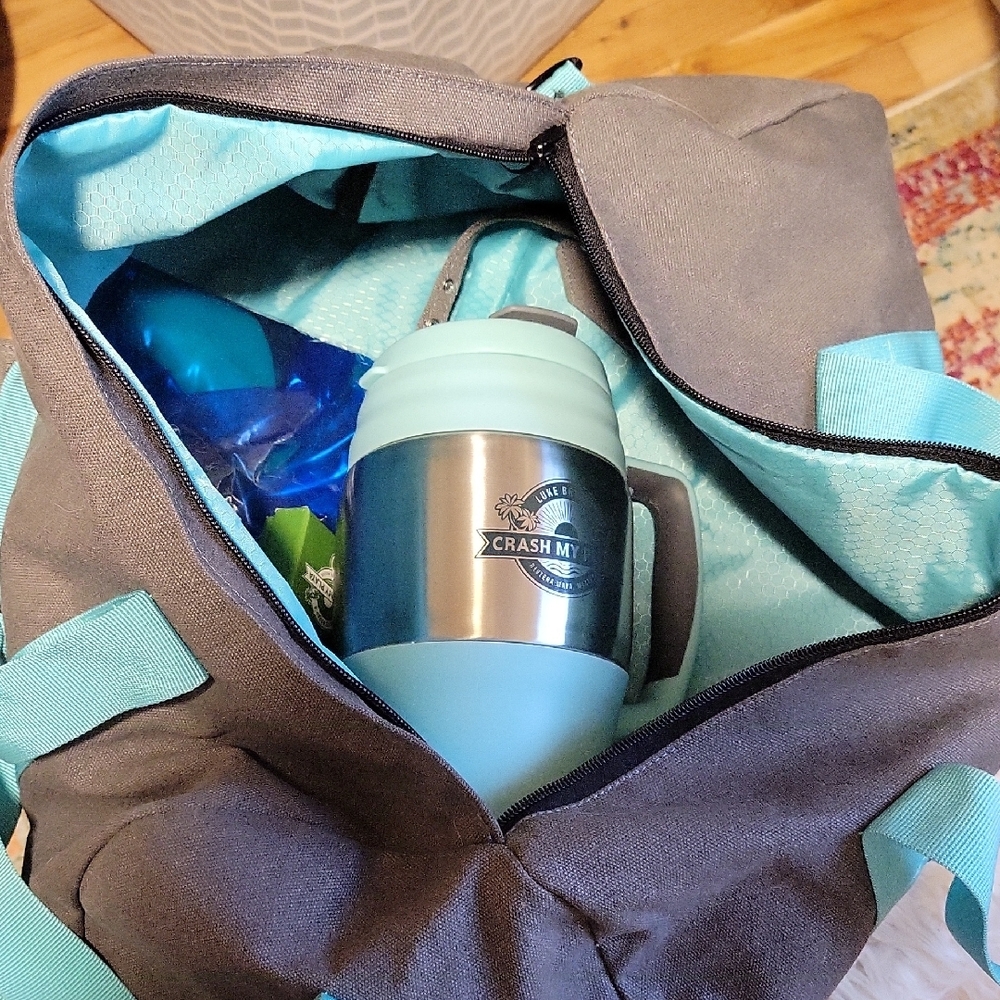 Grey and Teal Weekend Duffel Bag Crash my Playa with all the freebies - Picture 2 of 4